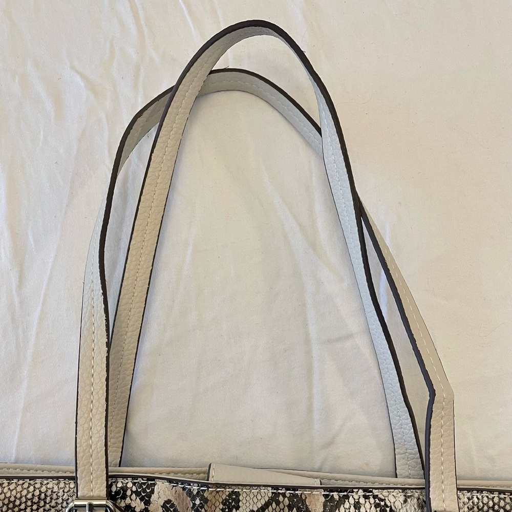 Dana Buchman Snake Skin Tote Bag - Picture 4 of 12